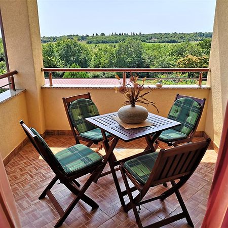 Apartments Fantazija Rovinj Bagian luar foto