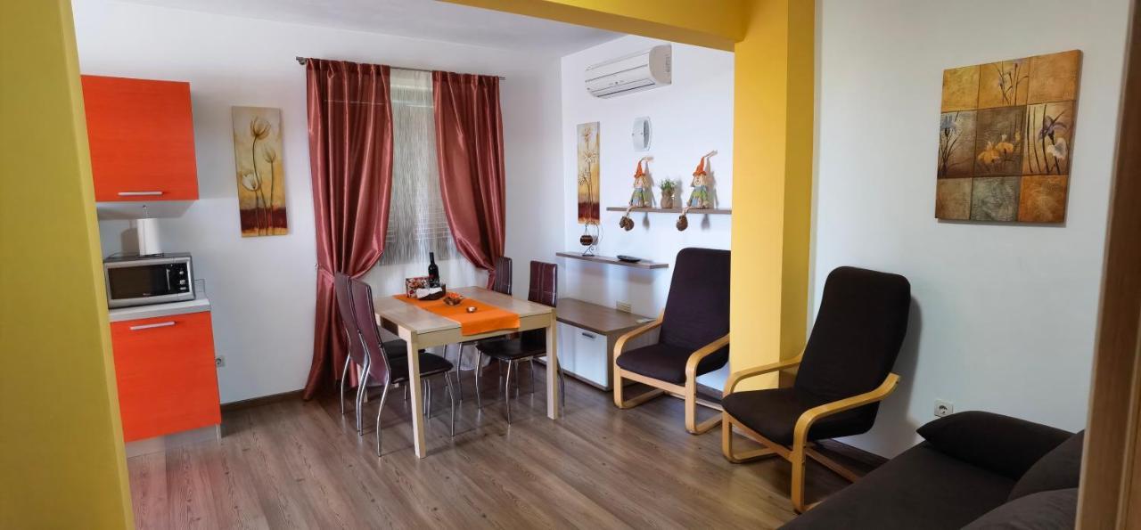Apartments Fantazija Rovinj Bagian luar foto
