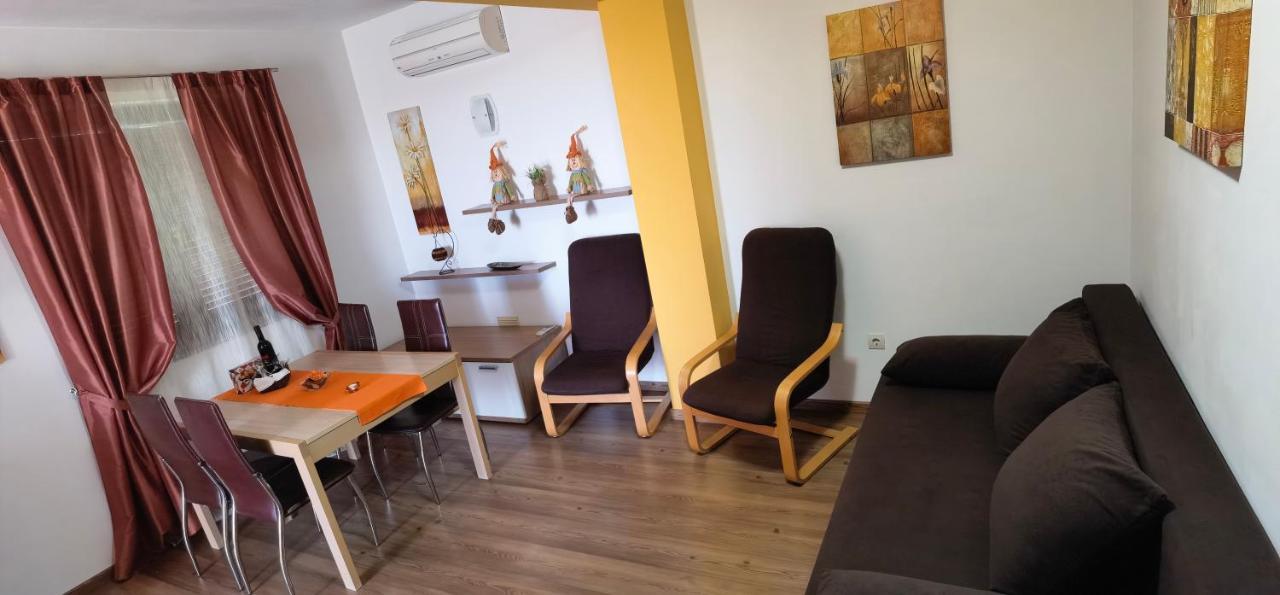 Apartments Fantazija Rovinj Bagian luar foto