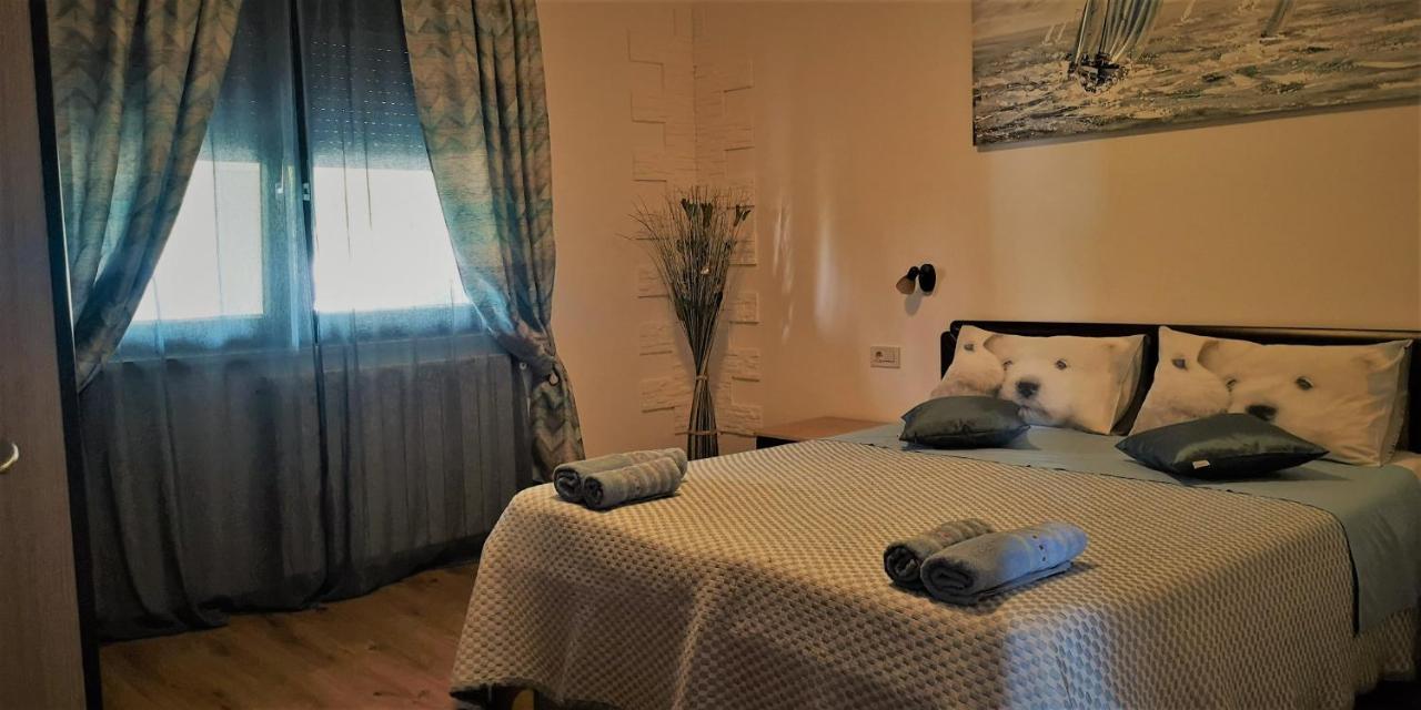 Apartments Fantazija Rovinj Bagian luar foto