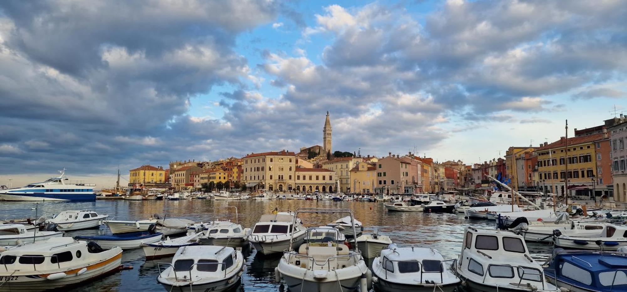 Apartments Fantazija Rovinj Bagian luar foto